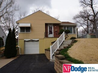 2042 N 69th St, Omaha, NE 68104