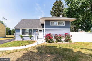 23 Matthews Rd, Newark, DE 19713