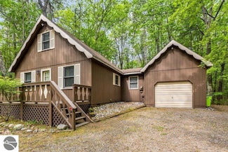 312 E Green Dr, Higgins Township, MI 48653