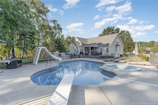 9404 Perimeter Ct, Zebulon, NC 27597