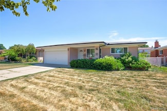 13154 Boca Grande Dr, Sterling Heights, MI 48312