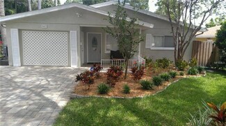 843 39th Ave N, Saint Petersburg, FL 33703
