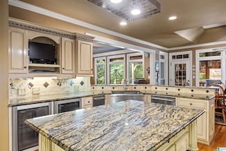 6006 Rosemont Rd, Birmingham, AL 35242