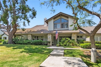 422 E Yale Loop Unit 32, Irvine, CA 92614