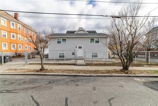 200 Hamilton St, Providence, RI 02907