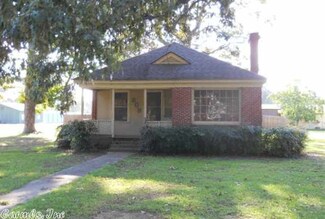 808 Pine St, Crossett, AR 71635