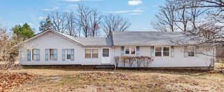 26 Fenwood Dr, Pawling, NY 12564