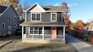 210 Granada Ave, Youngstown, OH 44504