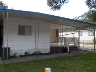 5104 Little Lake Ct, Zephyrhills, FL 33542