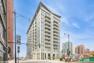 740 W Fulton St Unit 1202, Chicago, IL 60661