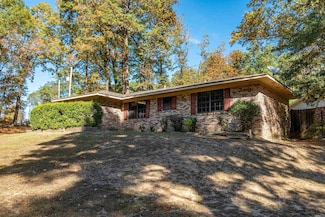 2050 Elaine Cir, Arkadelphia, AR 71923