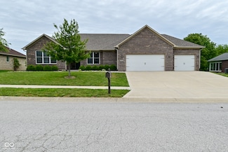 2330 Oak Dr, Clayton, IN 46118