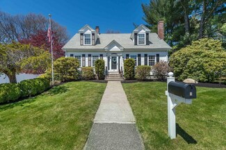 3 Marilyn Ct, Woburn, MA 01801
