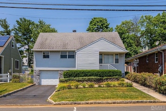 123 W Kelly St, Metuchen, NJ 08840
