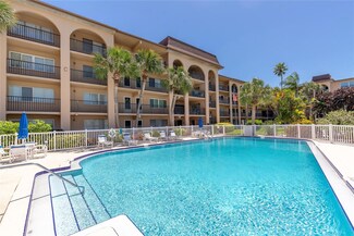 2525 W Bay Dr Unit D41, Largo, FL 33770