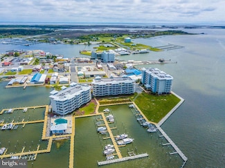 102 Williams St, Crisfield, MD 21817