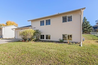 8215 Janero Ave S, Cottage Grove, MN 55016