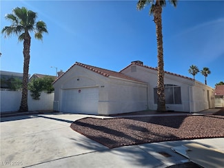 6636 Old Oxford Ave, Las Vegas, NV 89108