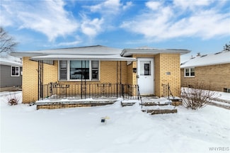 105 Delta Rd, Buffalo, NY 14226