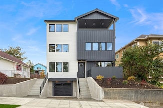7040 25th Ave NW, Seattle, WA 98117
