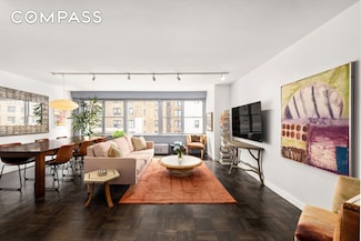 15 W 72nd St Unit 5B, New York, NY 10023