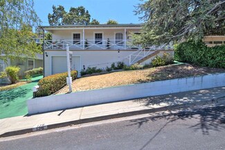 136 Stanley St, Redwood City, CA 94062