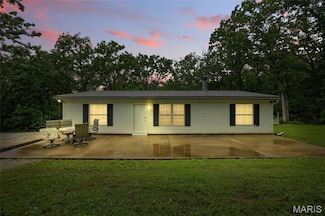9935 Golden Ridge Dr, Grubville, MO 63041