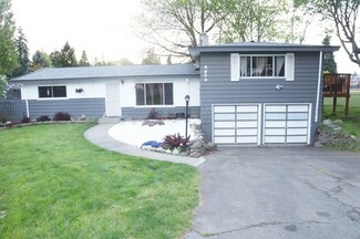 2608 S 125th St, Seattle, WA 98168