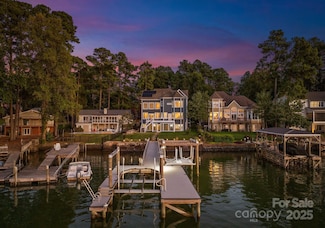 21013 Island Forest Dr, Cornelius, NC 28031