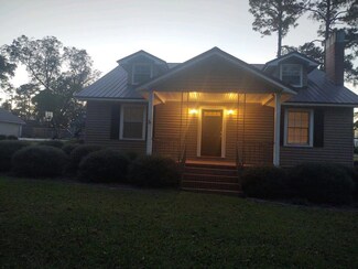 547 Monnie St, Ashburn, GA 31714