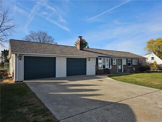 5411 Monocacy Dr, Bethlehem, PA 18017
