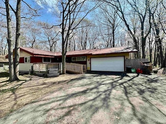 39 Stonegate Heights, Marquette, MI 49855