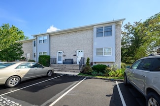 920 Robin Rd, Hillsborough, NJ 08844