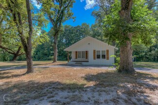 447 W J Beck Rd, Minden, LA 71055