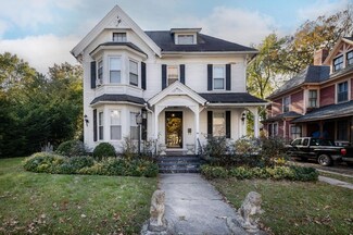 186 Buckingham St, Springfield, MA 01109