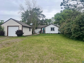 1505 Selmser Ave, Cloquet, MN 55720