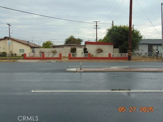 20534 Pioneer Blvd, Lakewood, CA 90715