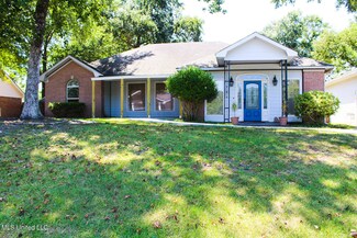 6741 Riviera Dr, Biloxi, MS 39532