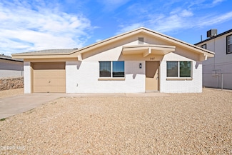 207 Caribe Cir, El Paso, TX 79927