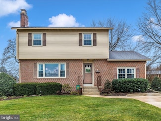 5 Wyn Ct, Frederick, MD 21701