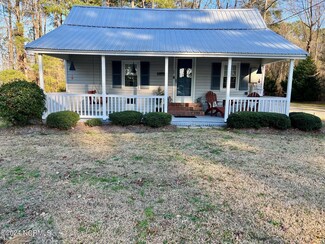 700 N Grimes St, Robersonville, NC 27871