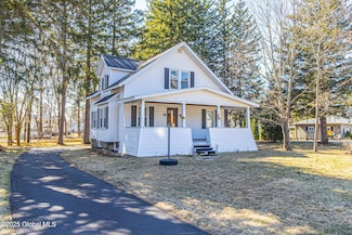 216 Consaul Rd, Albany, NY 12205