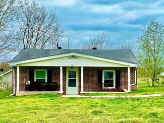 206 High St, Harrodsburg, KY 40330