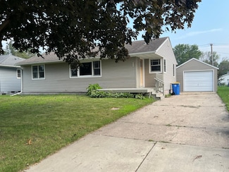 335 3rd St NW, Blooming Prairie, MN 55917