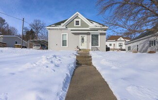 110 S Elm Ave, Logan, IA 51546