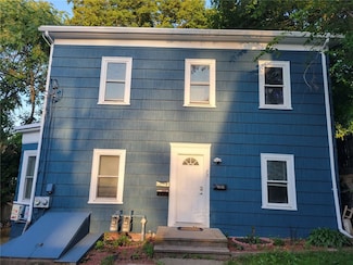73 Boyden St Unit 2, Woonsocket, RI 02895