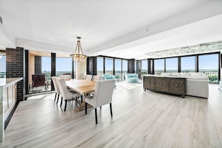 2427 Presidential Way Unit 802, West Palm Beach, FL 33401