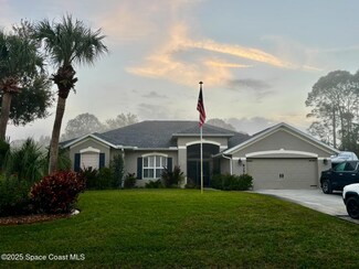 8356 97th Ct, Vero Beach, FL 32967