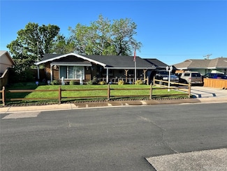 840 Essex Dr, Denver, CO 80229