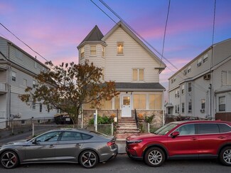 30 Oxford Park, Revere, MA 02151